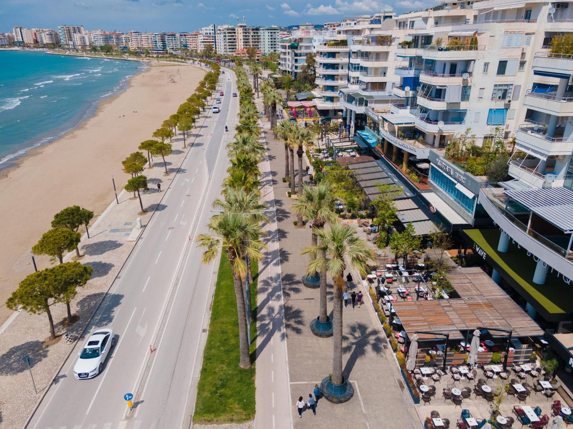 Mustafa Suites Vlorë Buitenkant foto