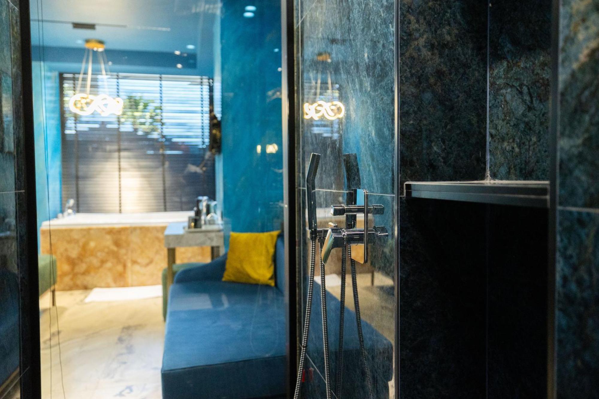 Mustafa Suites Vlorë Buitenkant foto