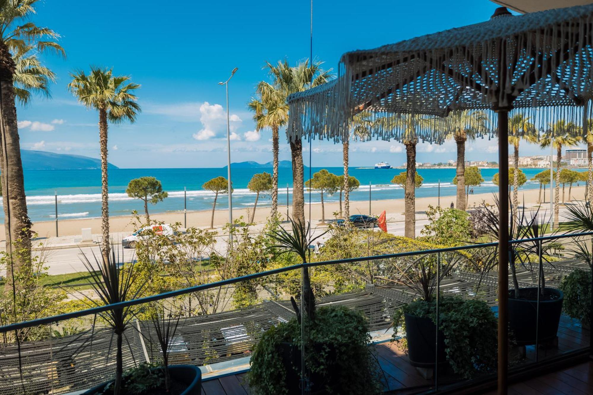 Mustafa Suites Vlorë Buitenkant foto
