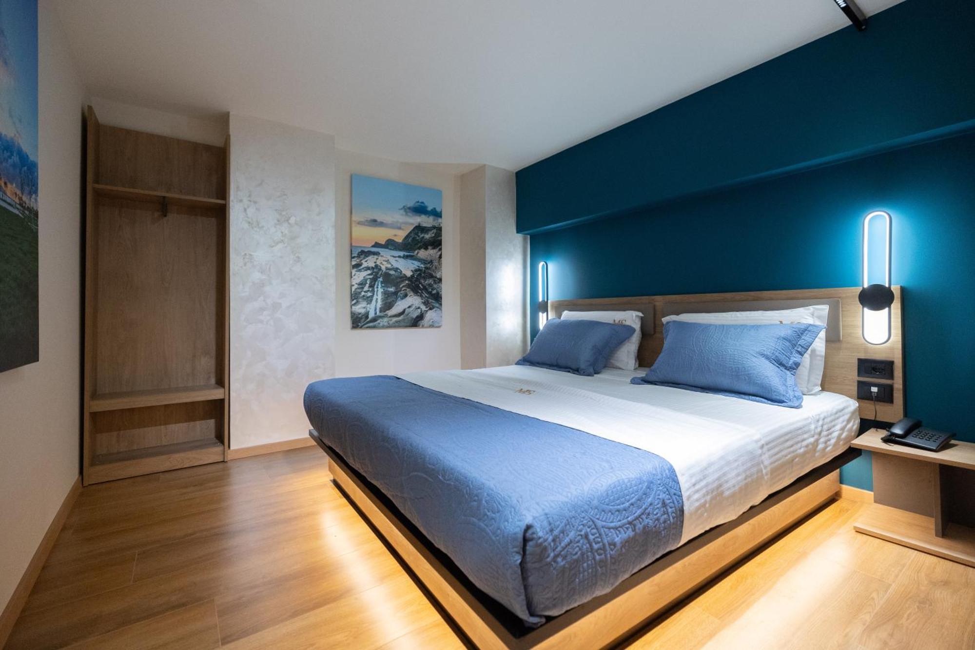 Mustafa Suites Vlorë Buitenkant foto