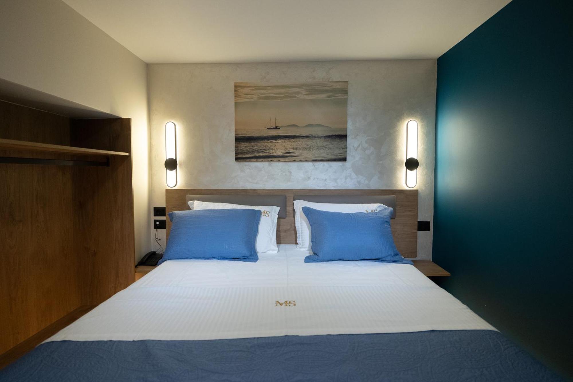 Mustafa Suites Vlorë Kamer foto
